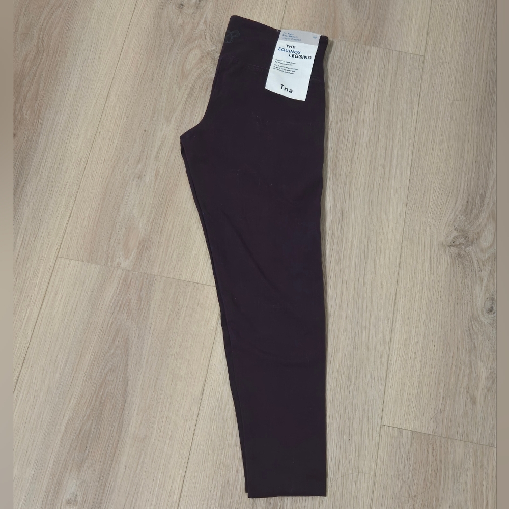 Aritzia TNA Equinox Legging
